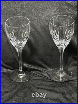 2 Elegant Mikasa Crystal Wine Glass in The Park Avenue Pattern. 8 1/2 MINT