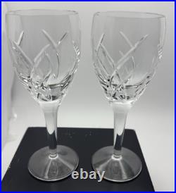 Set Of 2 Waterford John Rocha Signature 8.25 Inches Tall White Wine Stem Glasses