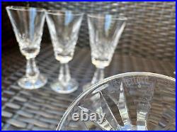 Stunning Set of 4 WATERFORD CRYSTAL Kenmare (Cut) White Wine Glasses MINT