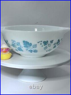 Vintage Pyrex Turquoise Gooseberry JAJ Cinderella Mixing Bowl, USA Pink Black443