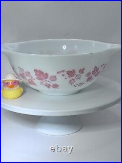 Vintage Pyrex Turquoise Gooseberry JAJ Cinderella Mixing Bowl, USA Pink Black443